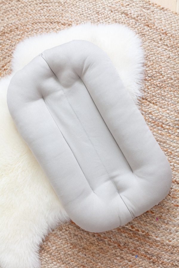 Snuggle Me Organic vs. DockATot Lounger Which Is Better? [Review]