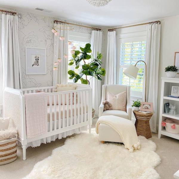 Baby girl clearance cribs luxury