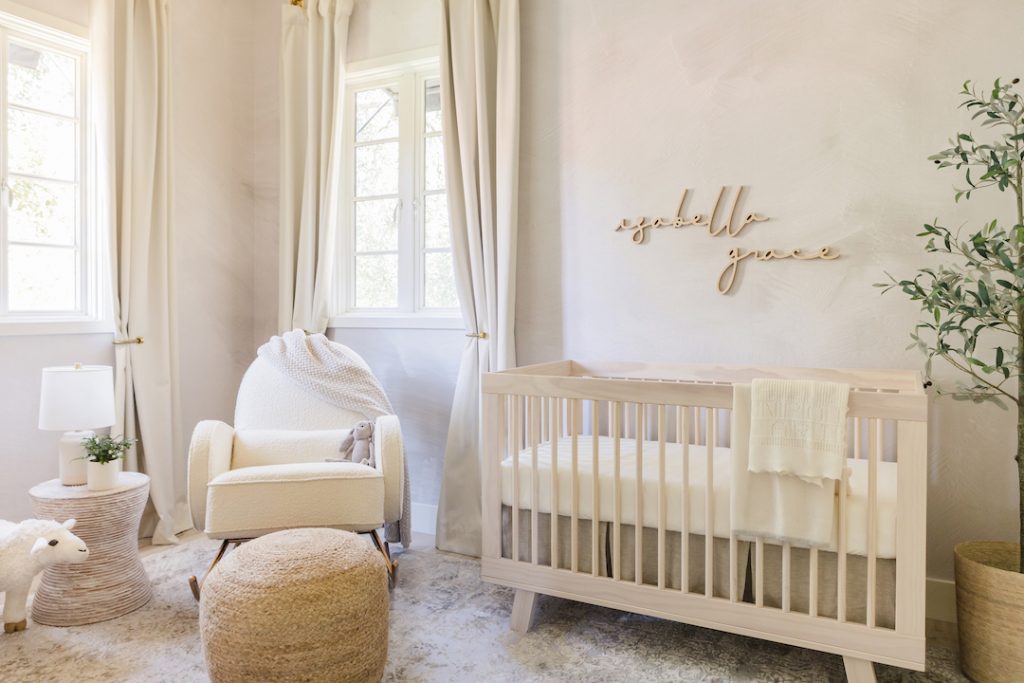 29+ Jaw-Dropping Nursery Accent Walls I'm Swooning Over