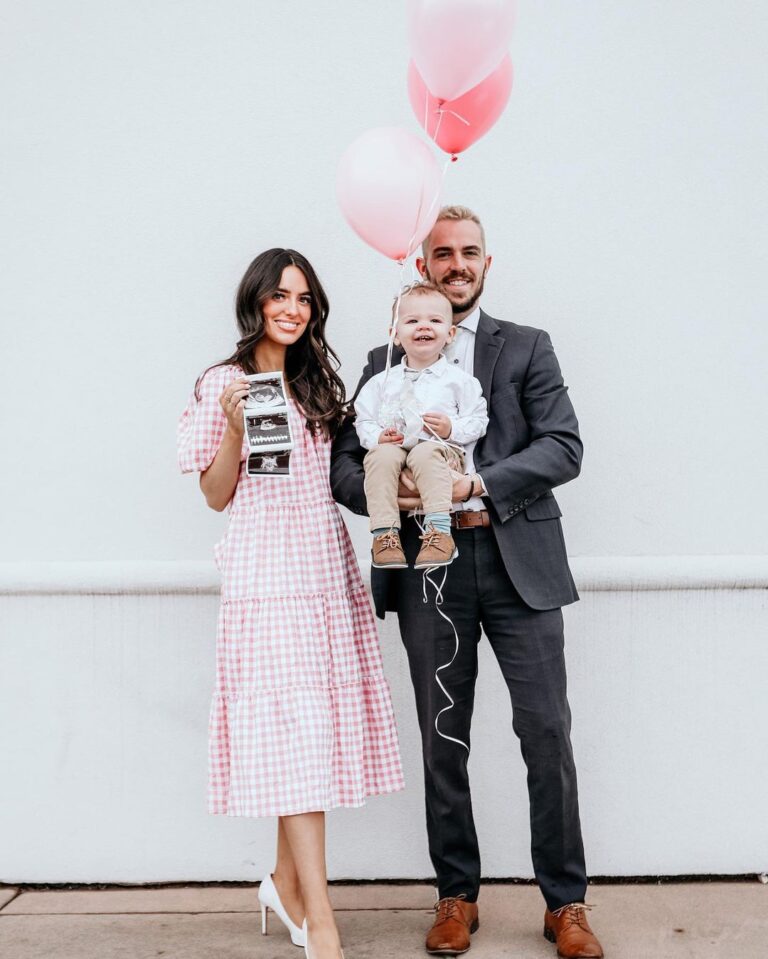 13+ Beautiful Valentine's Pregnancy Announcement Ideas 2023