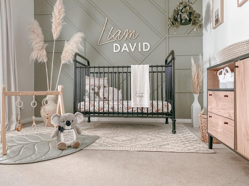 19+ *Stunning* Nursery Board and Batten, Wainscoting & Beadboard Ideas