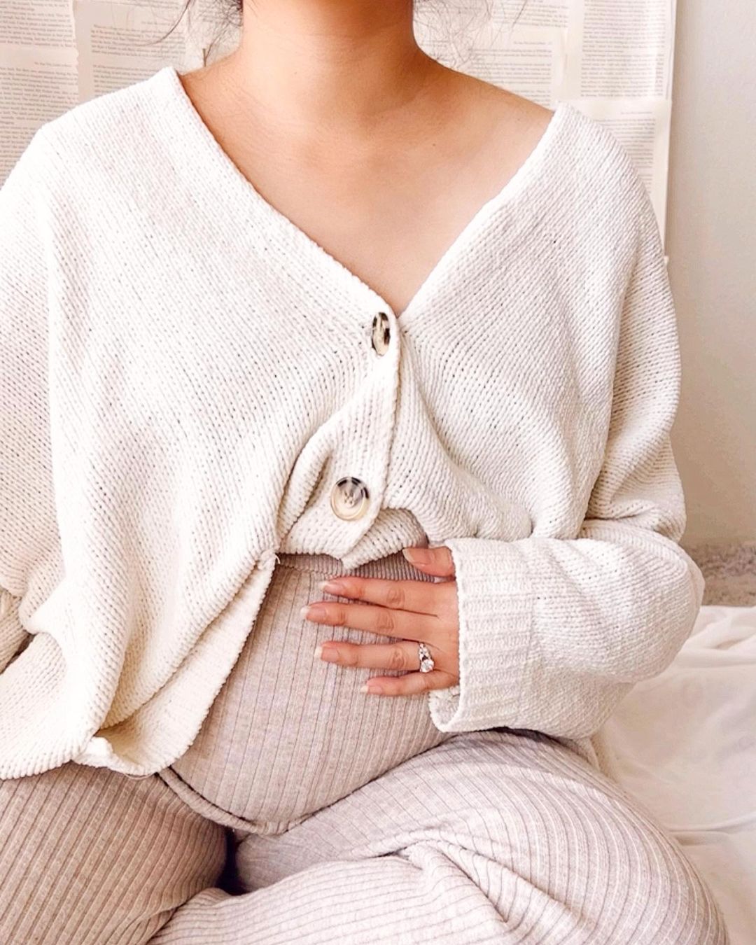 101+ Adorable Baby Bump Captions (That You Need To Steal)