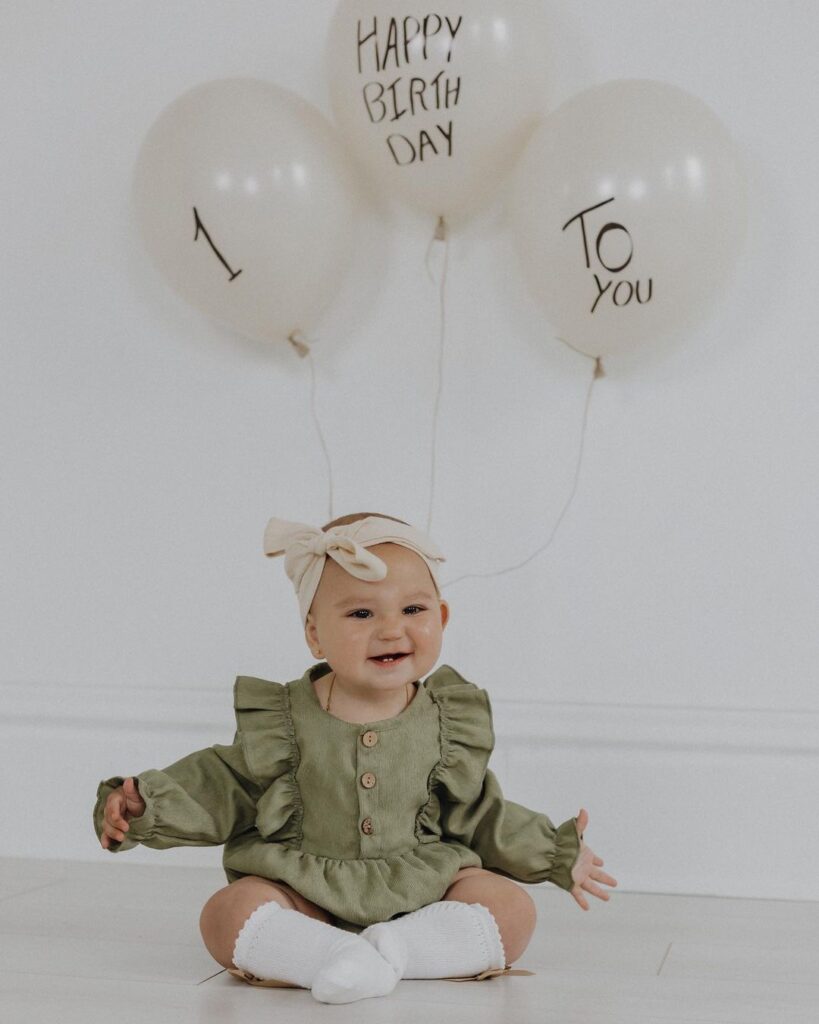 17+ *Beautiful* First Birthday Photos (You’ll Cherish Forever) — free download
