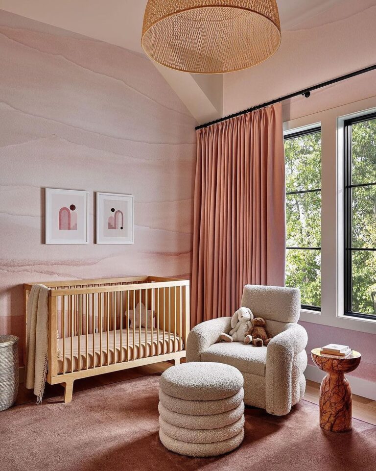 29+ Pink Nursery Ideas I'm Totally Obsessing Over