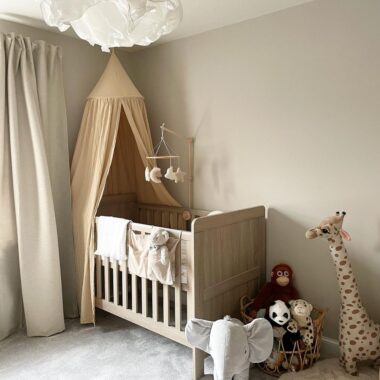 13+ Totally *Precious* Safari Nursery Rooms We’re Gushing Over