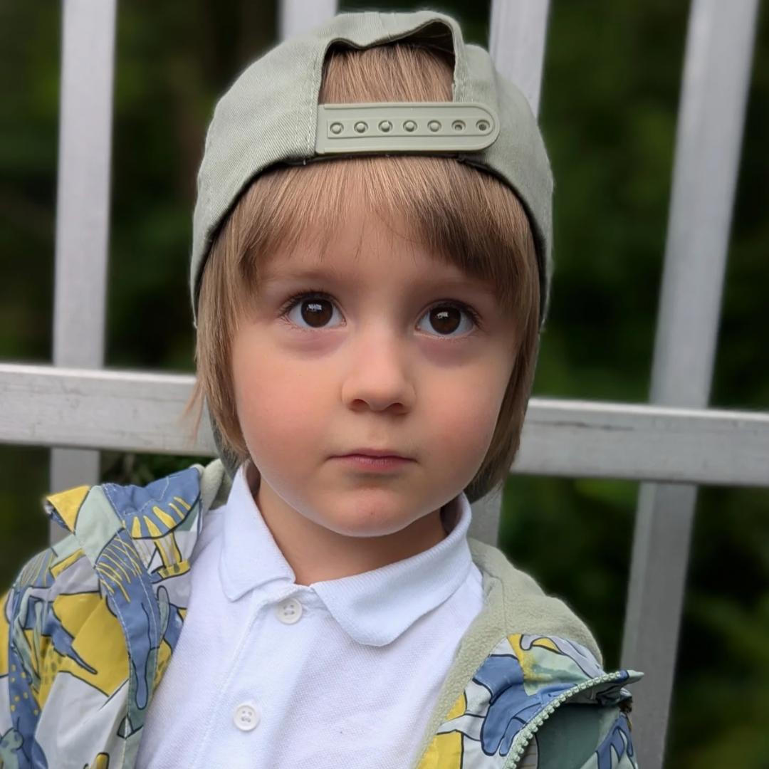 Boy's hairstyle