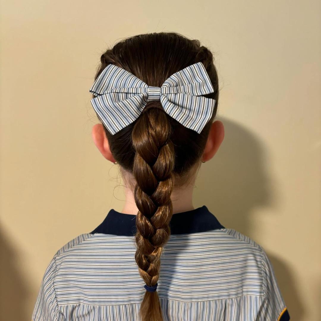 school girl's hairstyle