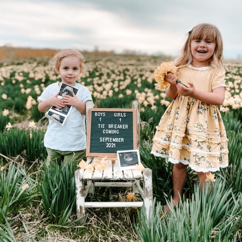 spring pregnancy announcement